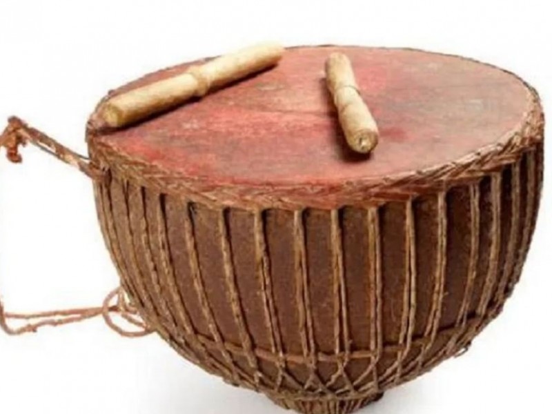 नयाँ बर्षमा नगरा बजाइने